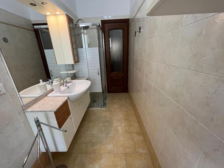 Apartment Attico Briccarello: Elegant Near Palaalpitour And Olympic Stadium *