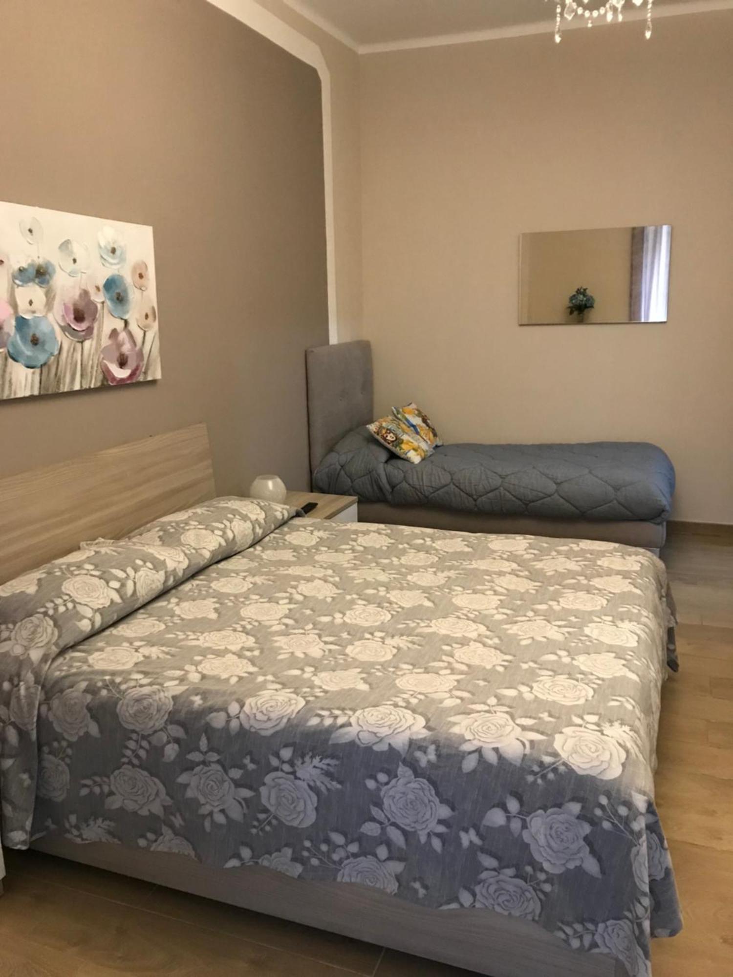 Apartment Attico Briccarello: Elegant Near Palaalpitour And Olympic Stadium